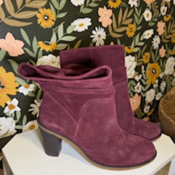 Vince Camuto Suede Slouchy Boot - Size 12 - Picture 4 of 5